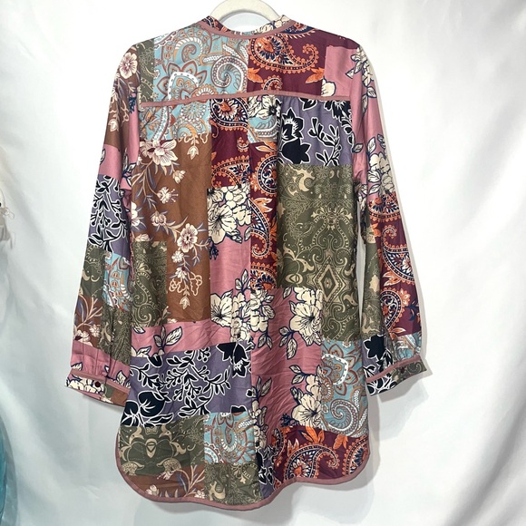Soft Surroundings Alvadore Fleur Patchwork Print Satin Top - Picture 9 of 12